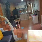Potok Kuca Sa Bazenom 코니츠