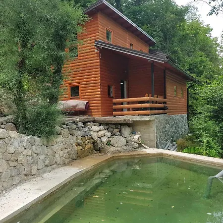 Potok Kuca Sa Bazenom * Konjic