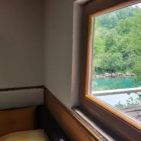 Potok Kuca Sa Bazenom Alpstuga Konjic