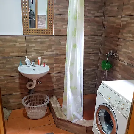 Domek alpejski Potok Kuca Sa Bazenom Konjic